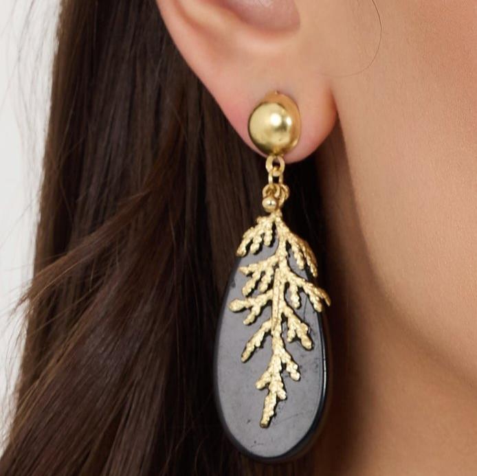 Raya Tear Drop Earrings